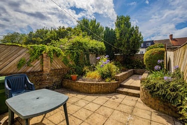 6 bed house, Flora Street, Cathays, Cardiff, CF244EQ - Image 5